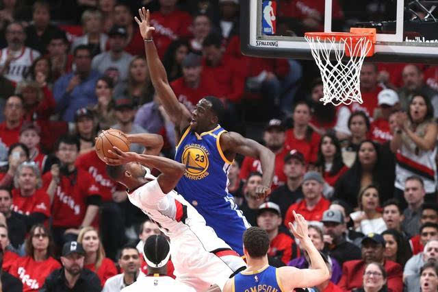  利拉德六十加超级表演开拓者憾负勇士无缘连胜